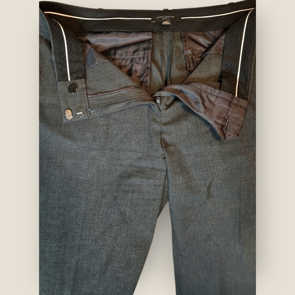 The Notched Two Button Blazer in Seasonless Stretch And StraightPant Anne TAYLOR - Picture 5 of 10